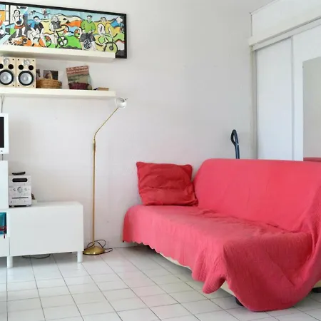 Climatise Avec Vue Sur Mer, 150m De La Plage, Parking Et Loggia Vitree. - Fr-1-225-579 Apartment *